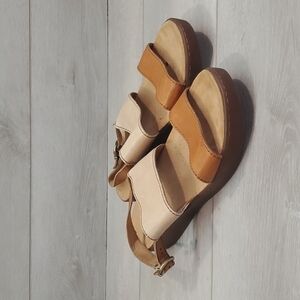 Born Women's Sandals in Tan and Cream